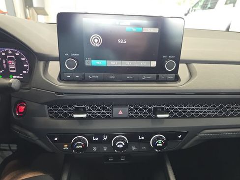 Used 2023 Honda Accord EX image 16