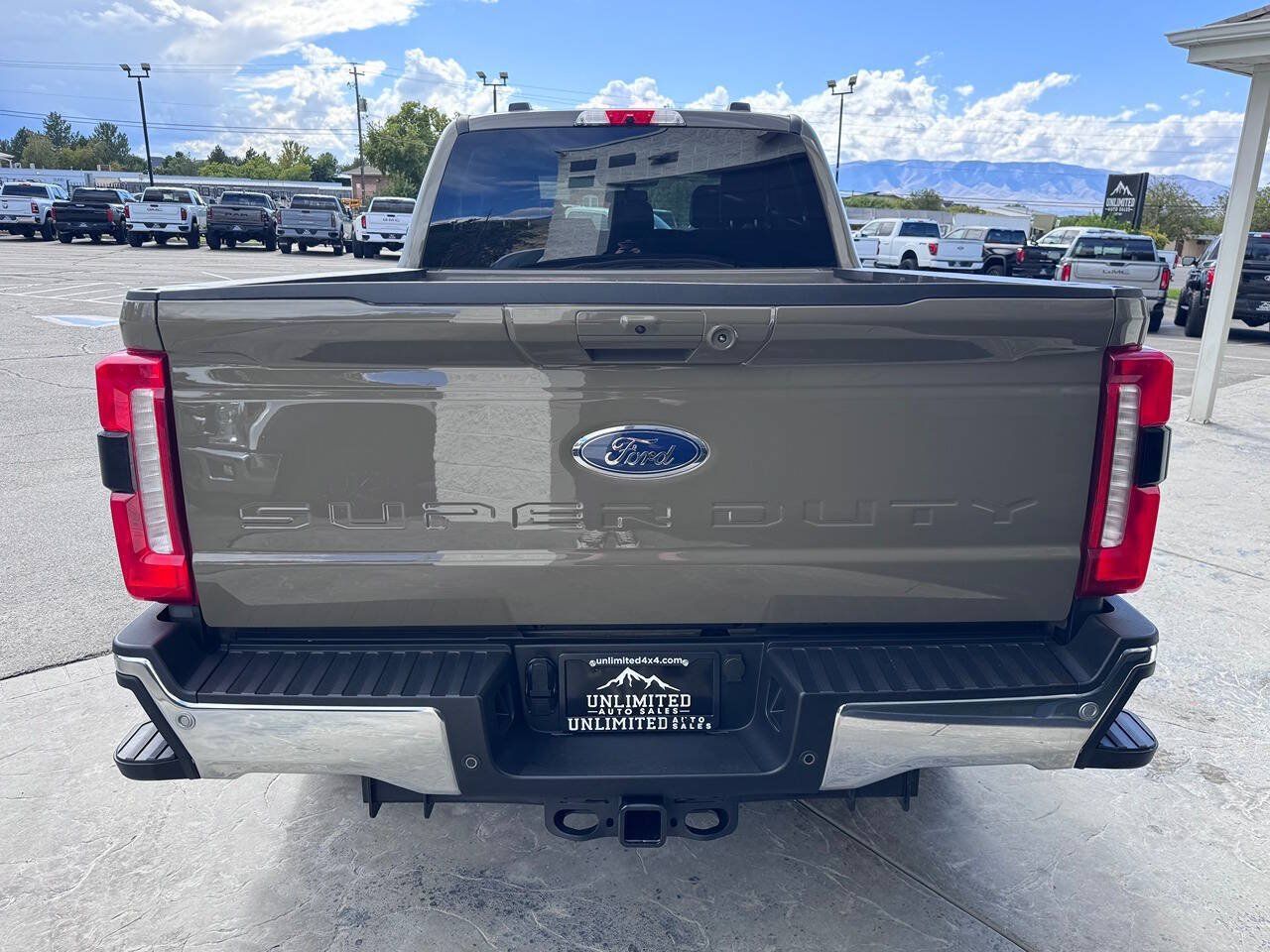 Used 2026 Ford F350 Lariat w/ Chrome Package AWD/4WD image 13