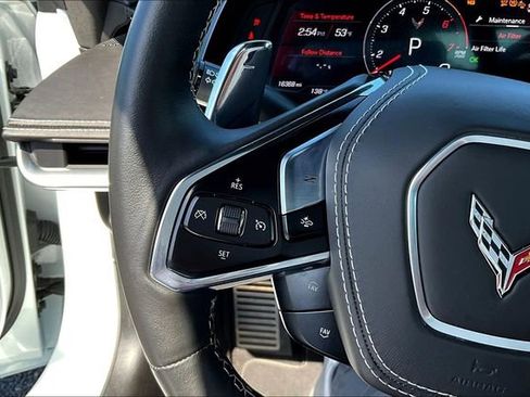 Used 2025 Chevrolet Corvette Stingray Premium Cpe w/ 3LT image 10