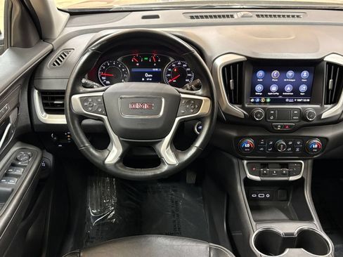 Used 2024 GMC Terrain SLT AWD/4WD image 31