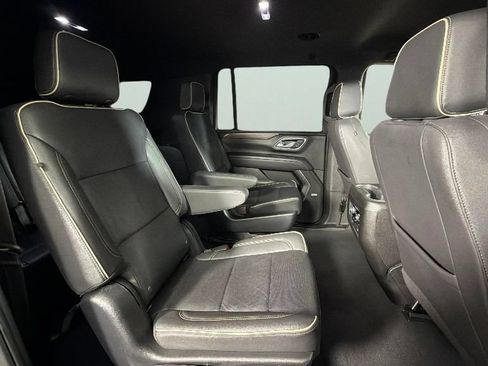 Used 2023 Chevrolet Suburban Premier RWD image 34