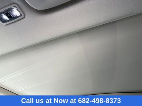 Used 2022 Lincoln Corsair AWD w/ Premium Package image 17