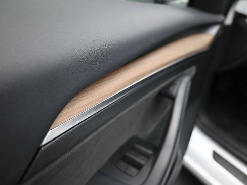 Used 2023 Tesla Model 3 Standard Range image 21