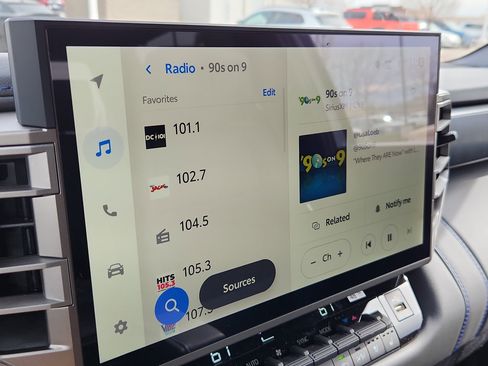 New 2026 Toyota Tundra Platinum w/ TRD Off-Road Package image 18