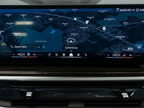 Used 2025 BMW X7 xDrive40i image 28