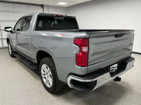 Used 2023 Chevrolet Silverado 1500 LTZ w/ Technology Package AWD/4WD image 8
