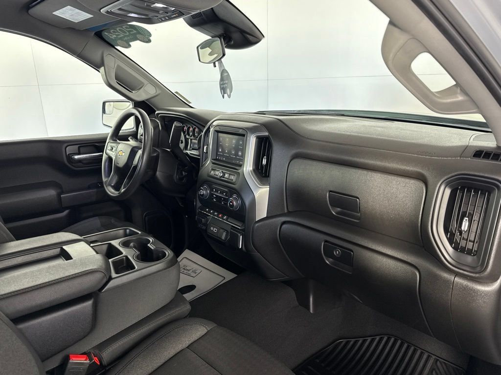 Certified 2024 Chevrolet Silverado 1500 Custom w/ Turbomax Blackout Package AWD/4WD image 42
