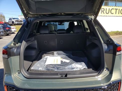 New 2026 Volkswagen Tiguan SE R-Line image 8