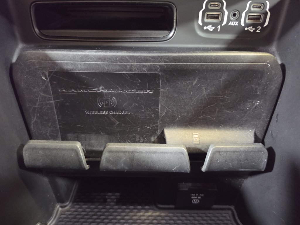 Used 2020 RAM 2500 Limited AWD/4WD image 26