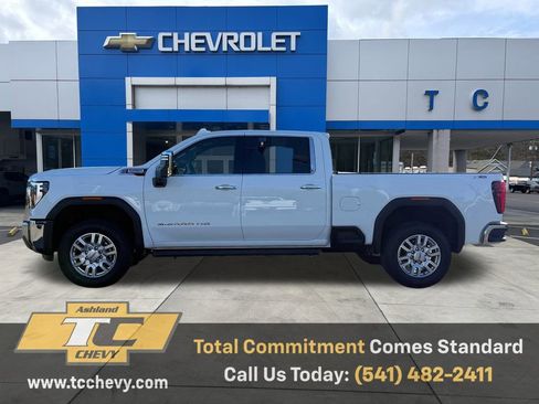 Certified 2024 GMC Sierra 2500 SLT image 8