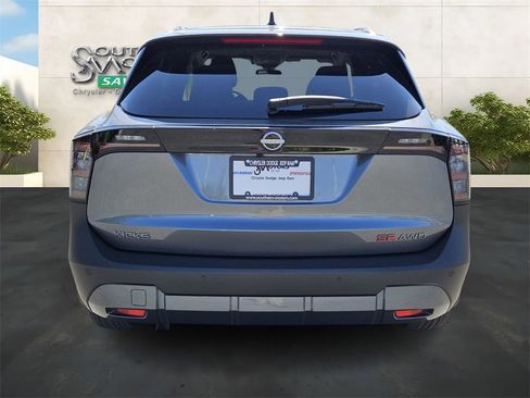 Used 2025 Nissan Kicks SR AWD/4WD image 4