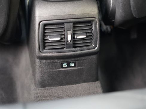 Used 2019 BMW X1 sDrive28i w/ M Sport Package FWD image 17
