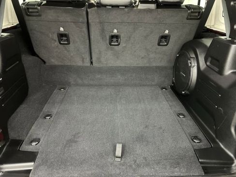 Used 2021 Jeep Wrangler Unlimited Sahara w/ Cold Weather Group AWD/4WD image 7