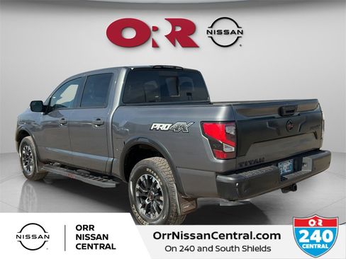 Used 2020 Nissan Titan PRO-4X w/ Pro-4x Convenience Package image 7