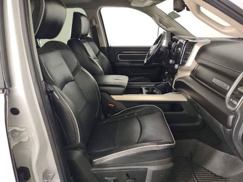 Used 2023 RAM 2500 Laramie AWD/4WD image 16