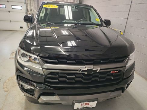Used 2022 Chevrolet Colorado Z71 AWD/4WD image 6