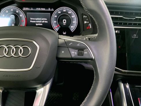 Used 2023 Audi Q8 Premium Plus image 23