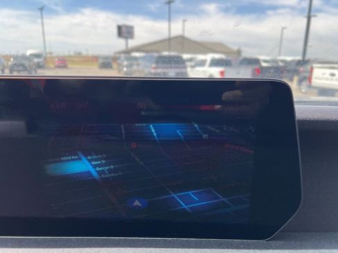 Used 2025 Ford Expedition Active image 11