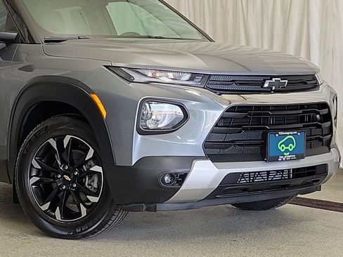 Certified 2022 Chevrolet TrailBlazer LT FWD image 2