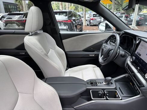 Certified 2024 Lexus TX 350 AWD w/ Technology Package image 40