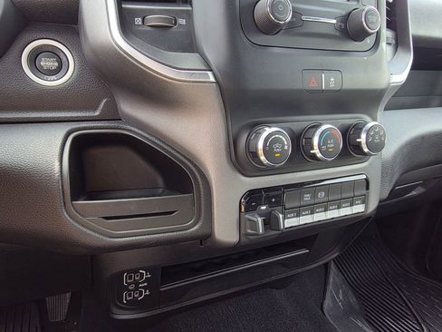 Used 2024 RAM 3500 SLT w/ Quick Order Package 2YG SLT image 17