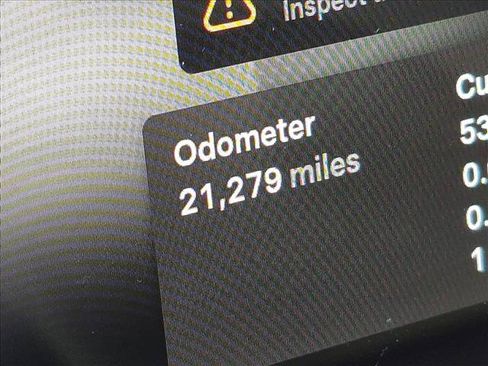 Used 2025 Tesla Model 3 Long Range RWD image 10