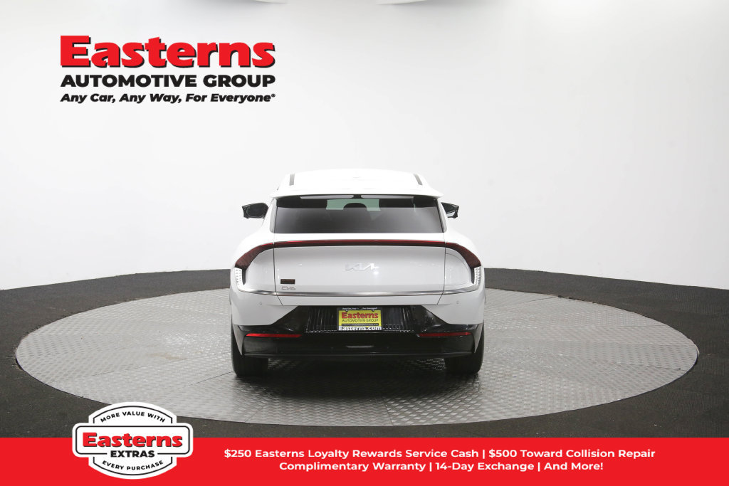 Used 2024 Kia EV6 Wind w/ Wind Technology Package AWD/4WD image 40