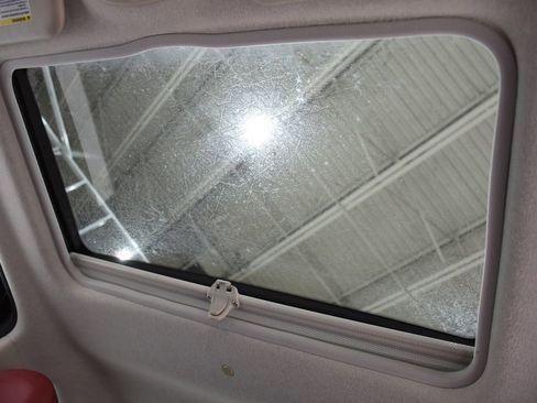 Used 2017 FIAT 500 Pop w/ Sport Appearance Package image 28