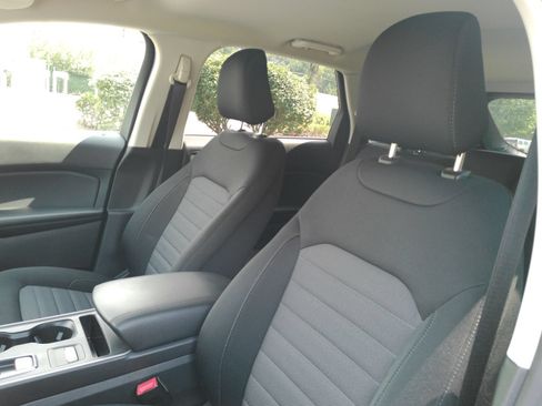 Used 2023 Ford Edge SE w/ Black Appearance Package AWD/4WD image 11
