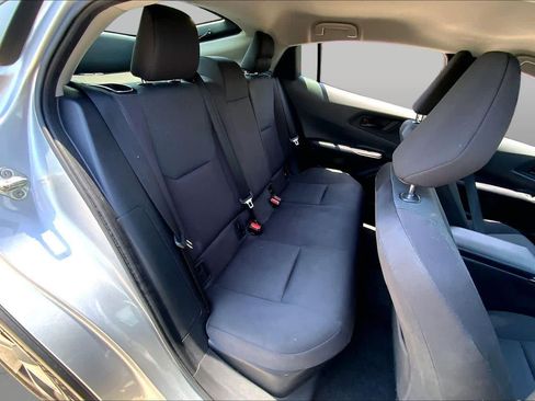 Used 2024 Toyota Prius LE FWD image 18