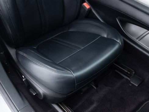 Used 2017 Lincoln MKZ Premiere FWD image 25