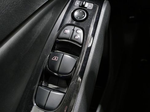 Used 2023 Nissan Altima 2.5 SV image 13