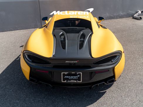 Used 2017 McLaren 570S Coupe RWD image 30