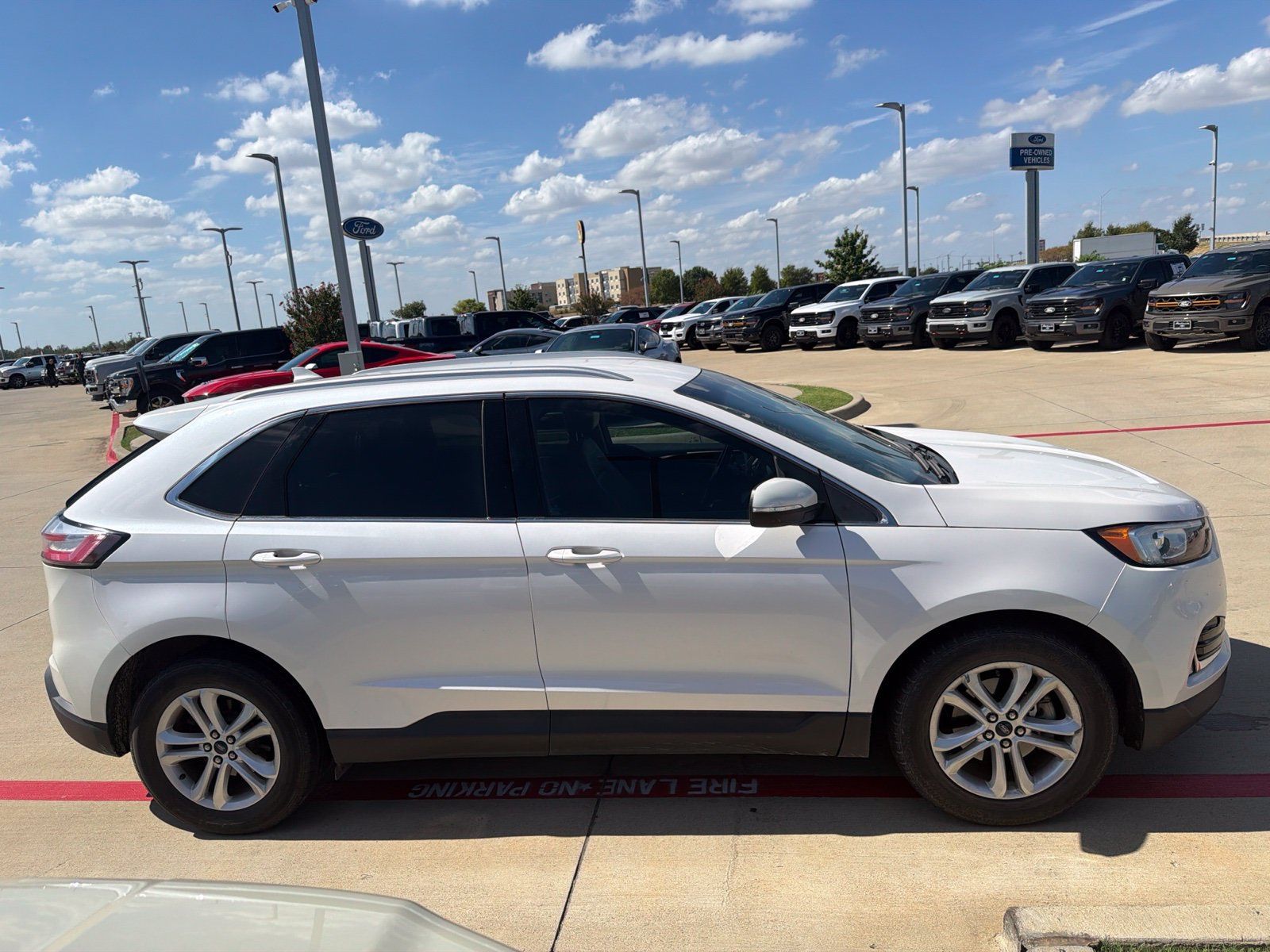 Used 2019 Ford Edge SEL w/ Equipment Group 201A FWD image 14