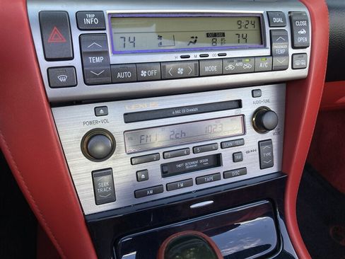 Used 2007 Lexus SC 430 Convertible RWD image 26
