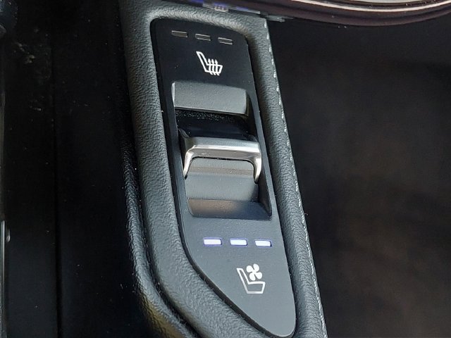 Used 2024 Kia Telluride EX AWD/4WD image 16
