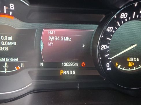 Used 2019 Lincoln MKC Select w/ Select Plus Package AWD/4WD image 16