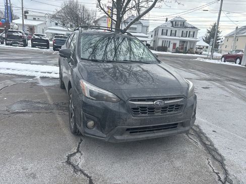 Used 2019 Subaru Crosstrek 2.0i Limited w/ Moonroof Package w/Navigation image 3