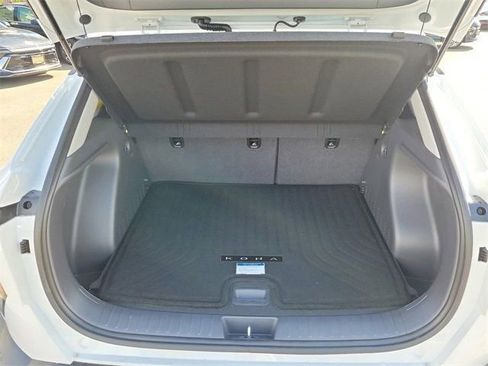 New 2025 Hyundai Kona SEL image 18