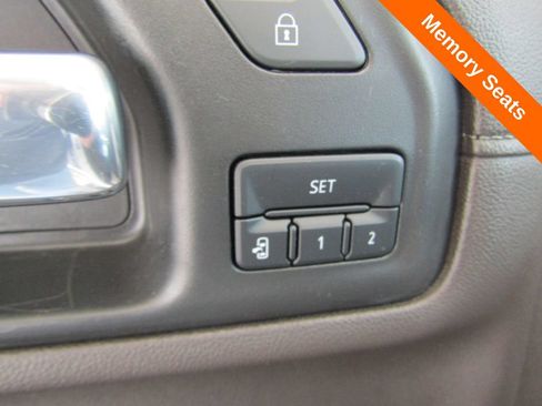 Used 2023 GMC Sierra 3500 Denali w/ Denali Ultimate Package AWD/4WD image 6