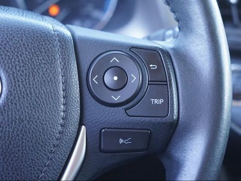 Used 2017 Toyota RAV4 Platinum w/ Cargo Management Package image 20