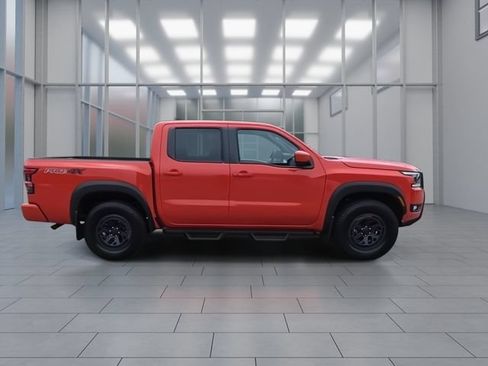 Certified 2025 Nissan Frontier PRO-4X w/ Pro Premium Package AWD/4WD image 9
