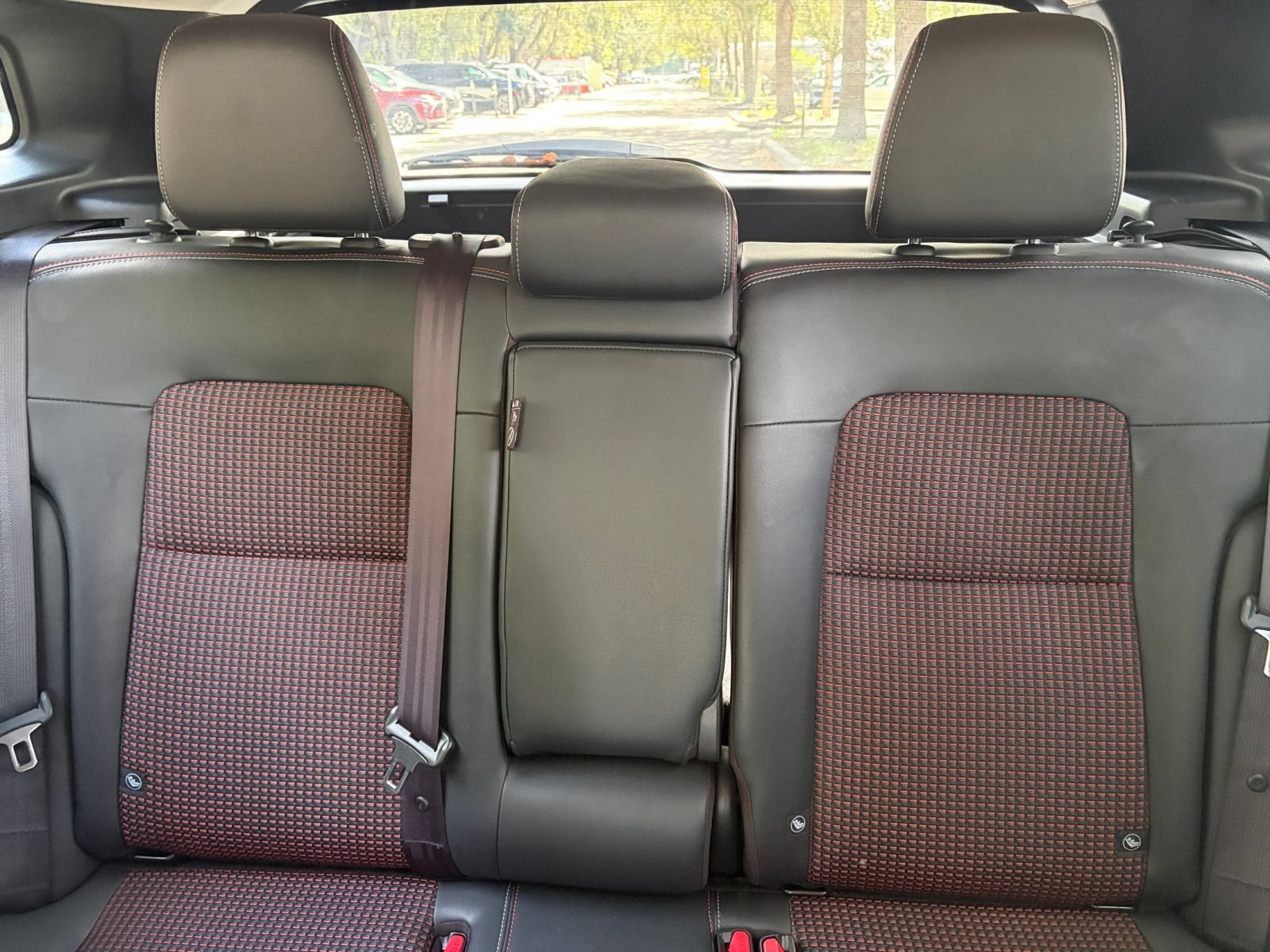 Used 2026 Nissan Kicks SR FWD image 36