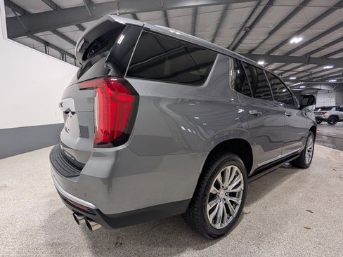 Used 2022 GMC Yukon Denali AWD/4WD image 3