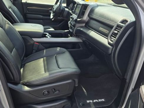 Used 2020 RAM 1500 Sport w/ Night Edition image 17