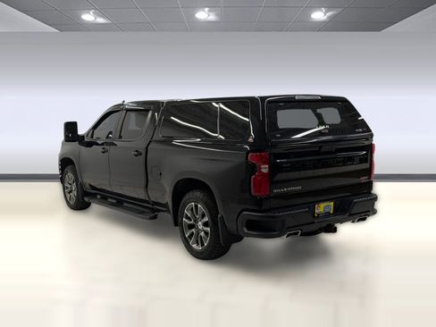 Used 2021 Chevrolet Silverado 1500 RST w/ Convenience Package II AWD/4WD image 2
