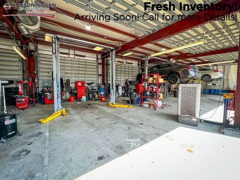 Used 2024 Ford Expedition Max XLT image 44