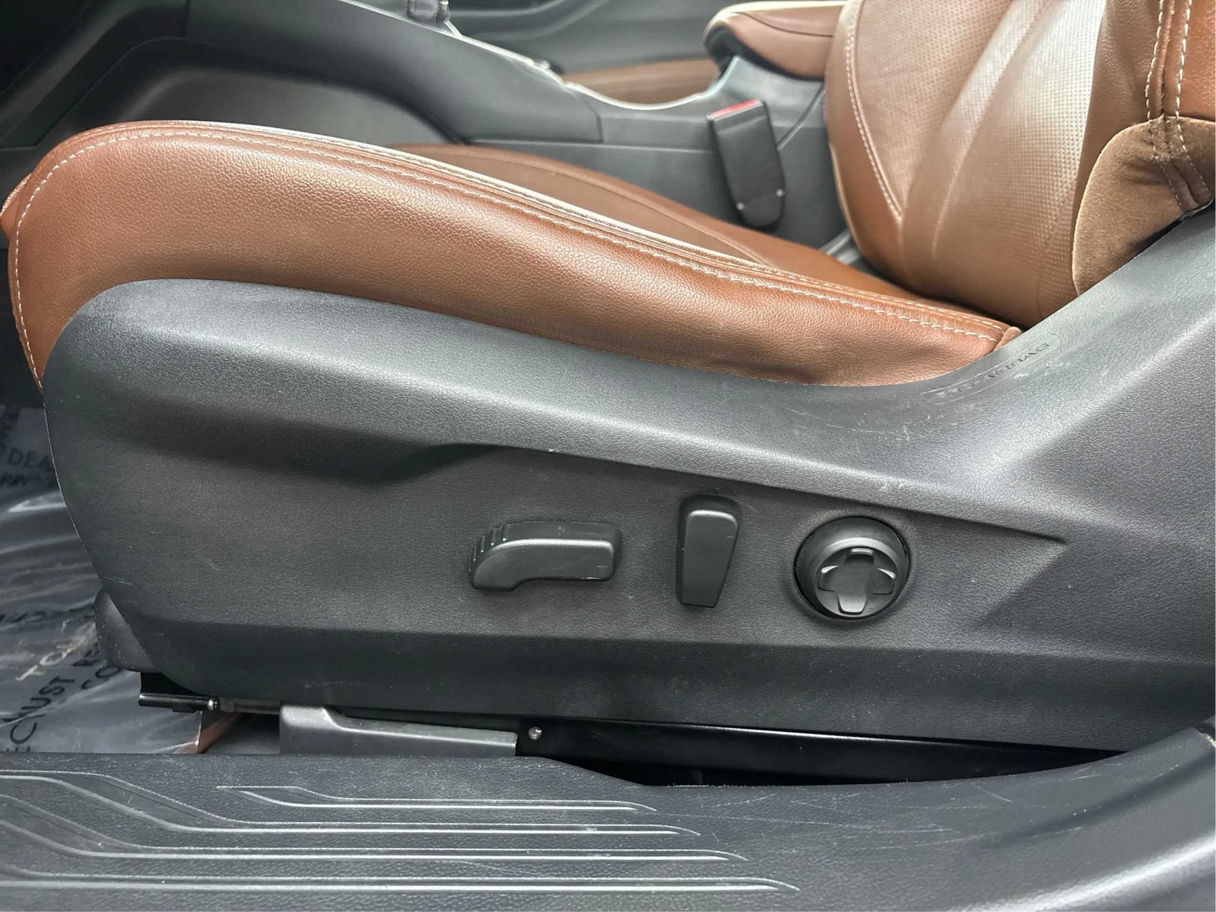 Used 2020 Subaru Outback Touring XT AWD/4WD image 24
