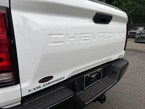Used 2026 Chevrolet Colorado ZR2 w/ Technology Package AWD/4WD image 28