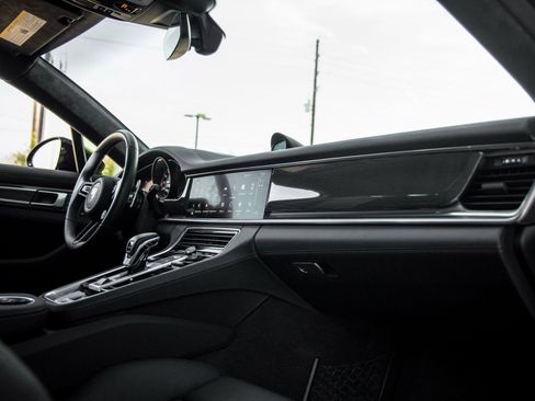 Certified 2023 Porsche Panamera GTS image 43